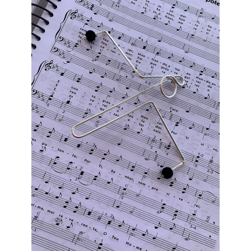 PRENDEDOR DE PARTITURA PAGANINI CLAVE DE SOL CROMADO - Imagem 2